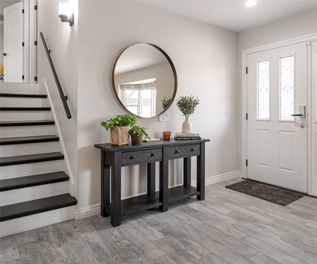 Entry/foyer